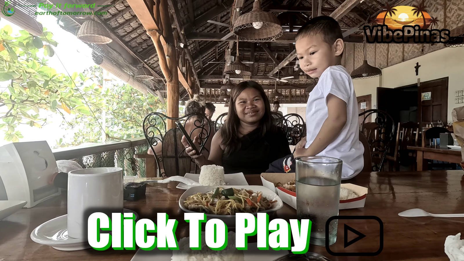 The Dahl Family Relaxes At White Beach Moalboal