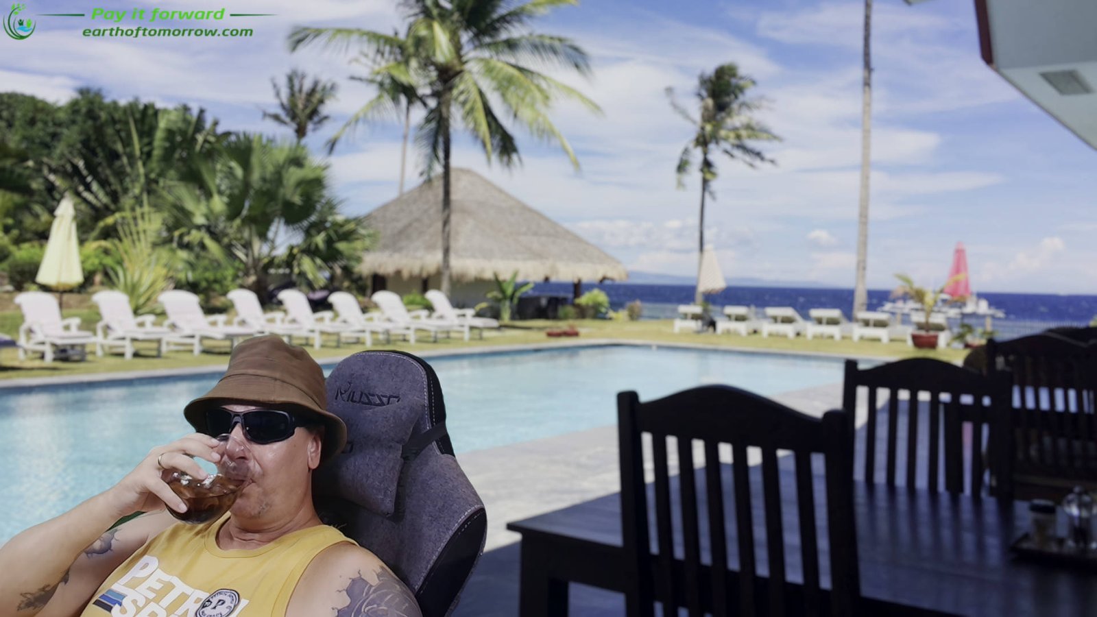 Jessa my maid cash cow helper I do not work and spend all her money